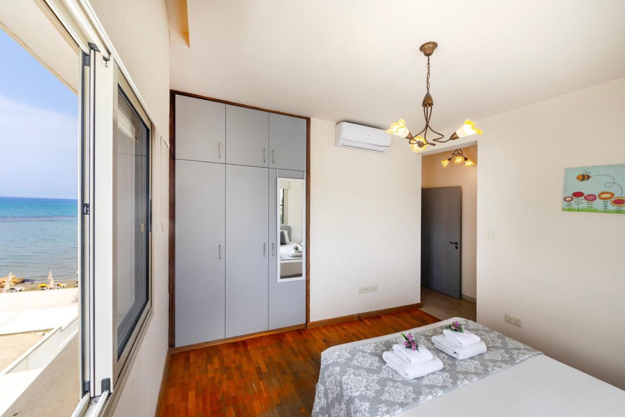 Mackenzie Beachfront Eftyhia Suite Λάρνακα Εξωτερικό φωτογραφία