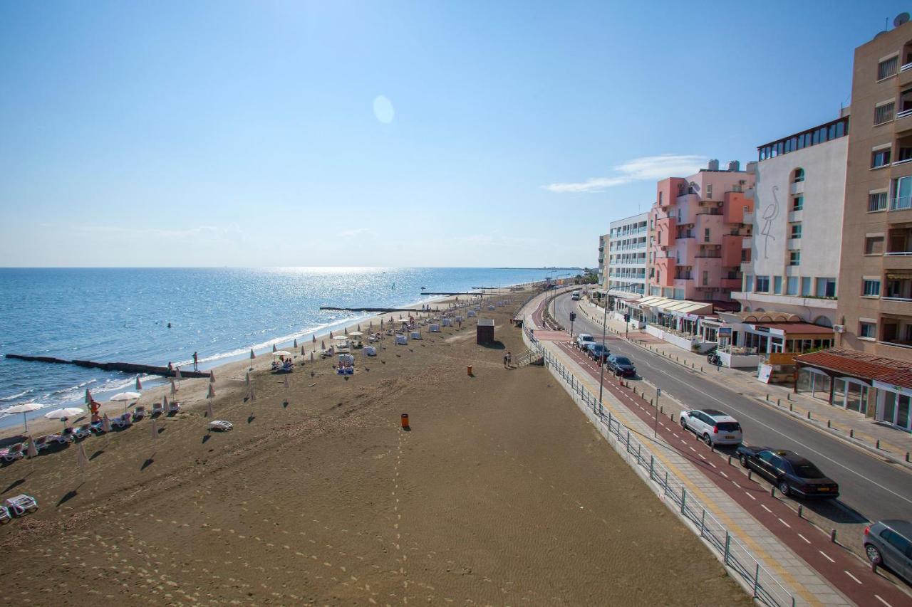 Mackenzie Beachfront Eftyhia Suite Λάρνακα Εξωτερικό φωτογραφία